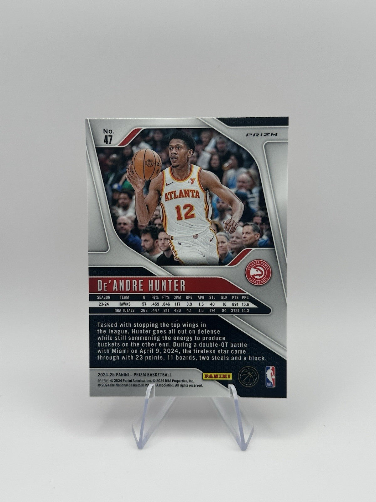 2024-25 Panini Prizm #47 De'Andre Hunter Red Ice Atlanta Hawks NBA Card