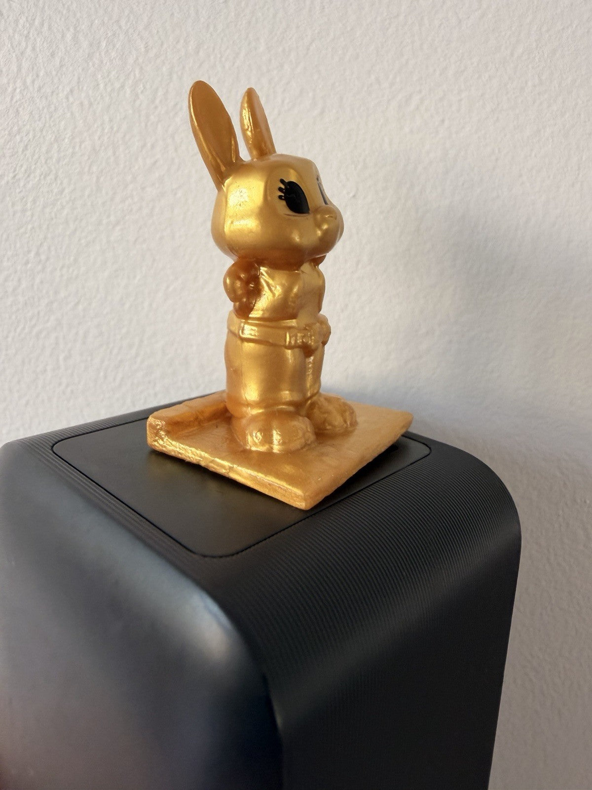2026 Woolworths Disney Ooshies Gold Judy Hopps Zootopia Ultra Rare Ooshie