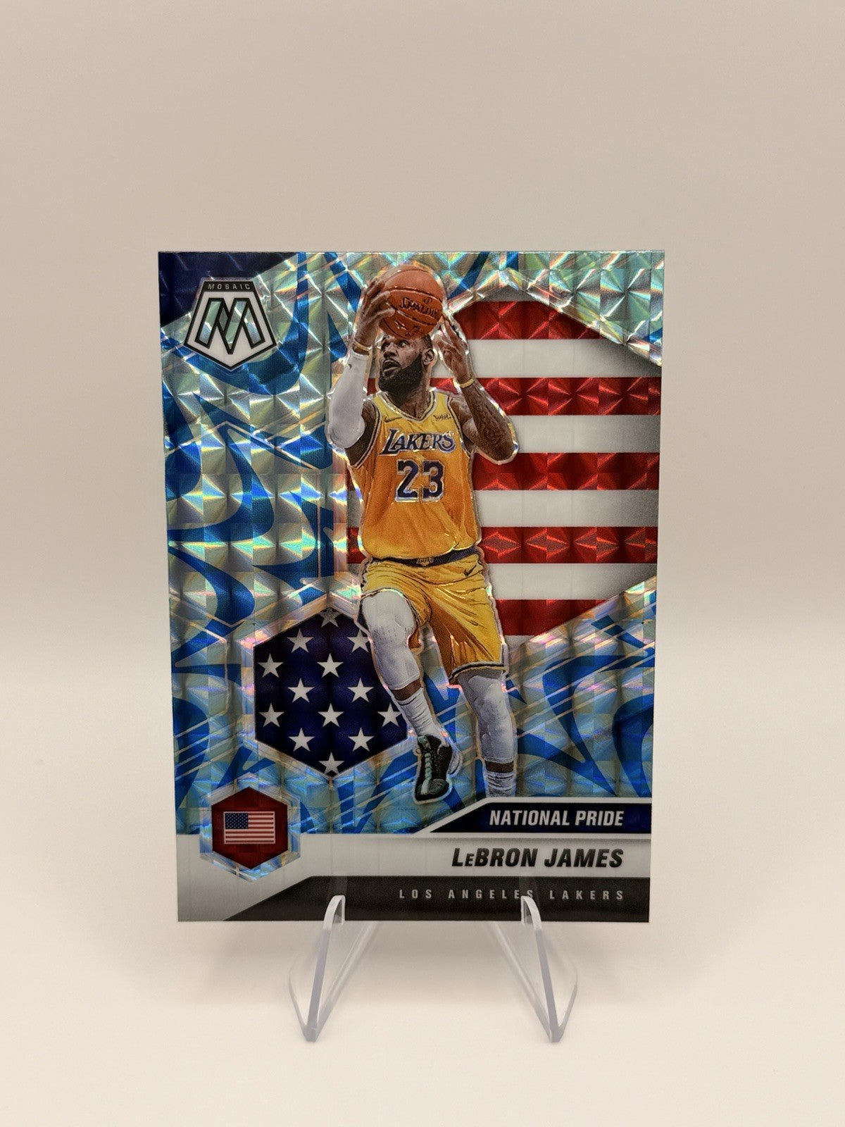 2020-21 Panini Mosaic Lebron James Blue Reactive Prizm National Pride #247 LA