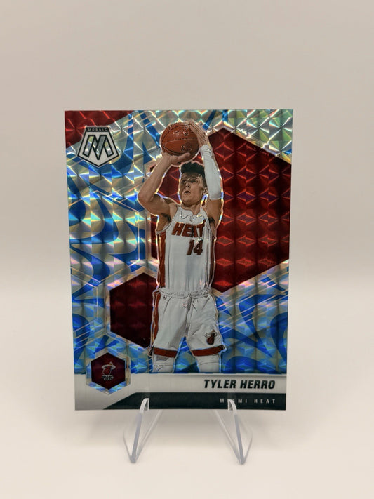 2020-21 Panini Mosaic Tyler Herro Blue Mosaic Prizm #5 Miami Heat NBA Card