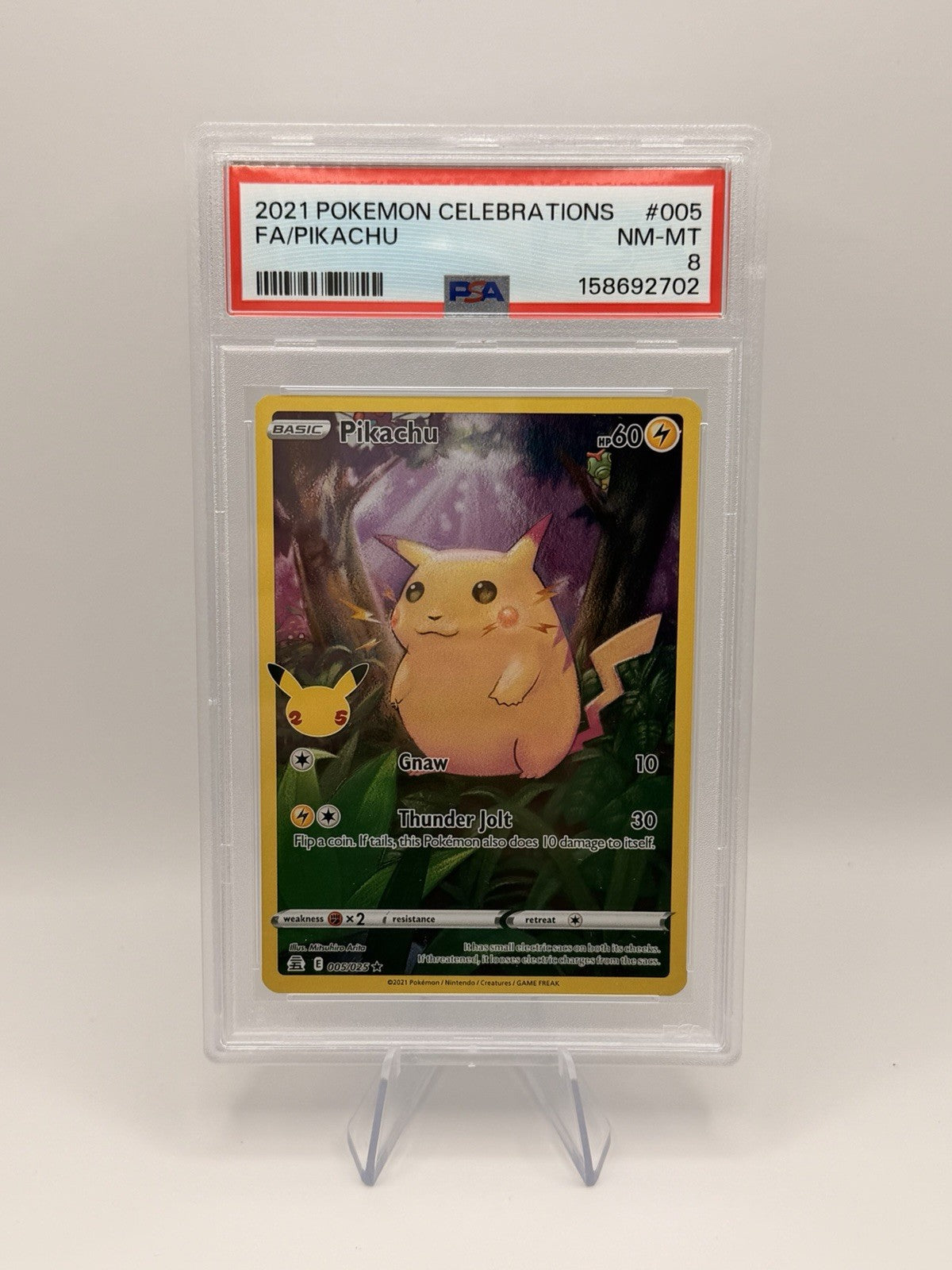 Pokémon TCG Pikachu 005/025 Celebrations Full Art Holo Rare PSA 8 2021
