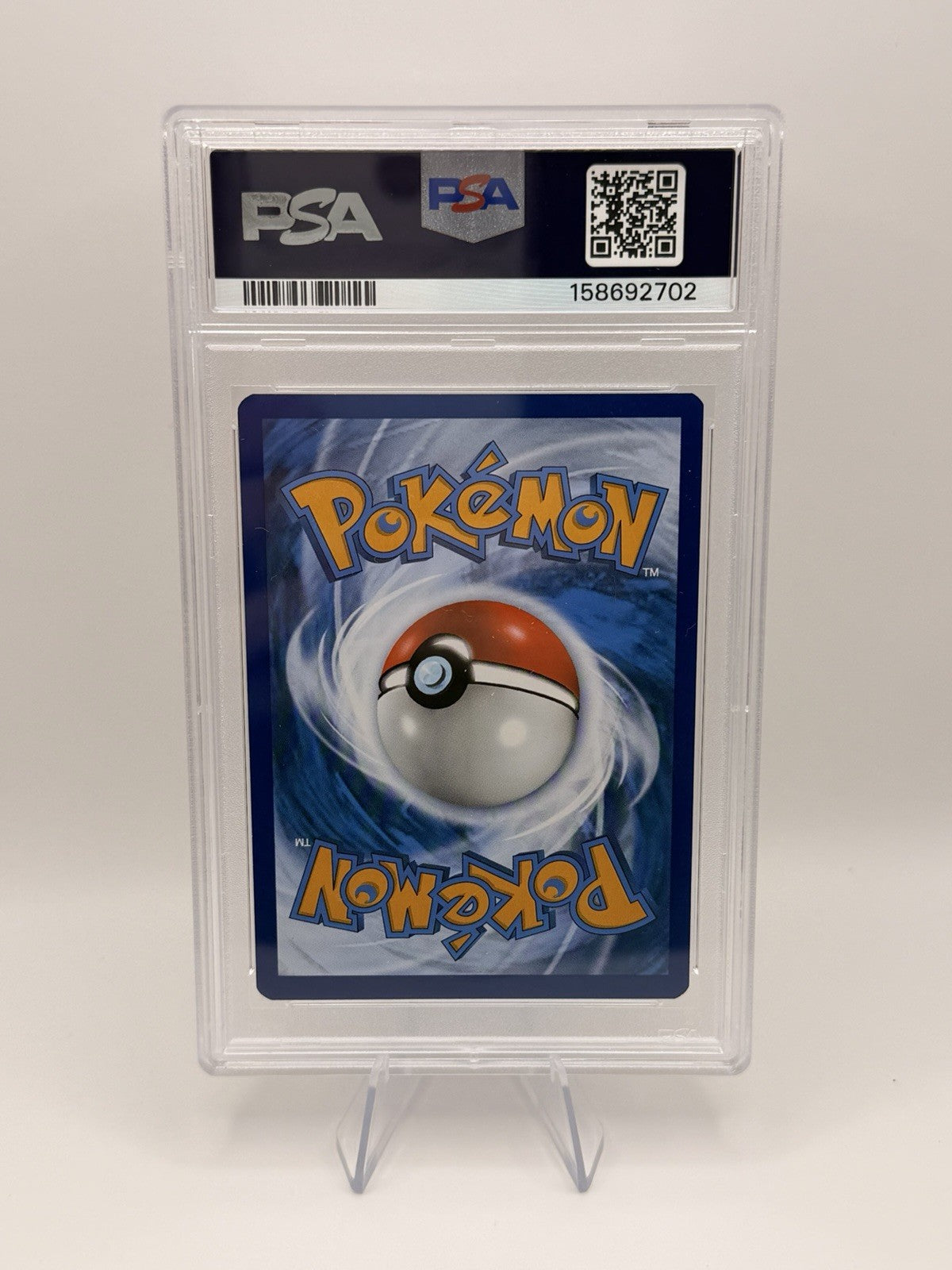 Pokémon TCG Pikachu 005/025 Celebrations Full Art Holo Rare PSA 8 2021