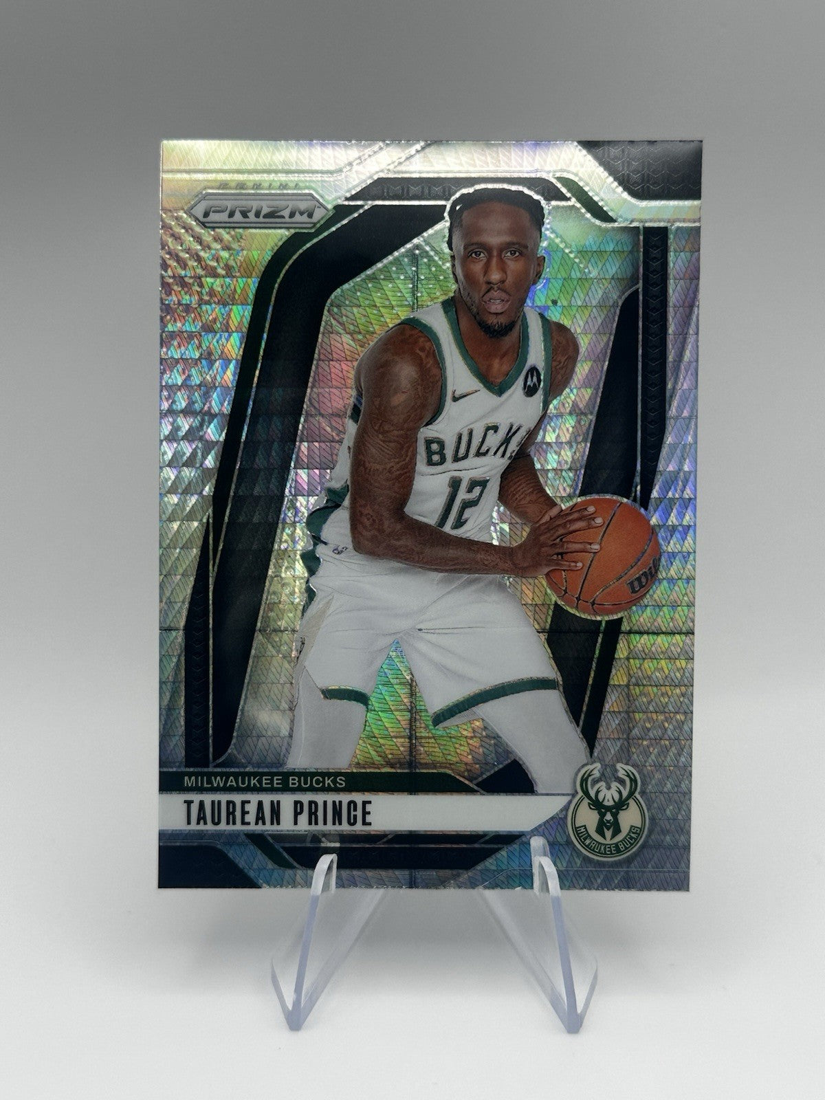 2024-25 Panini Prizm Taurean Prince Pulsar Prizm #136 Milwaukee Bucks NBA Card