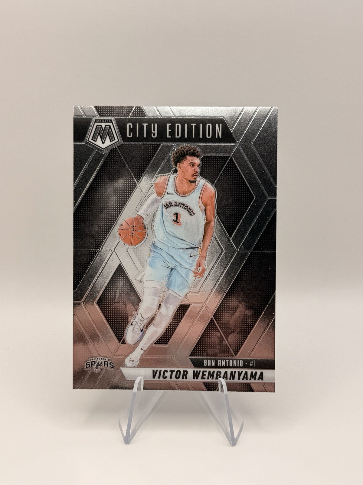 2024-25 Panini Mosaic Victor Wembanyama City Edition Spurs #288 NBA Card